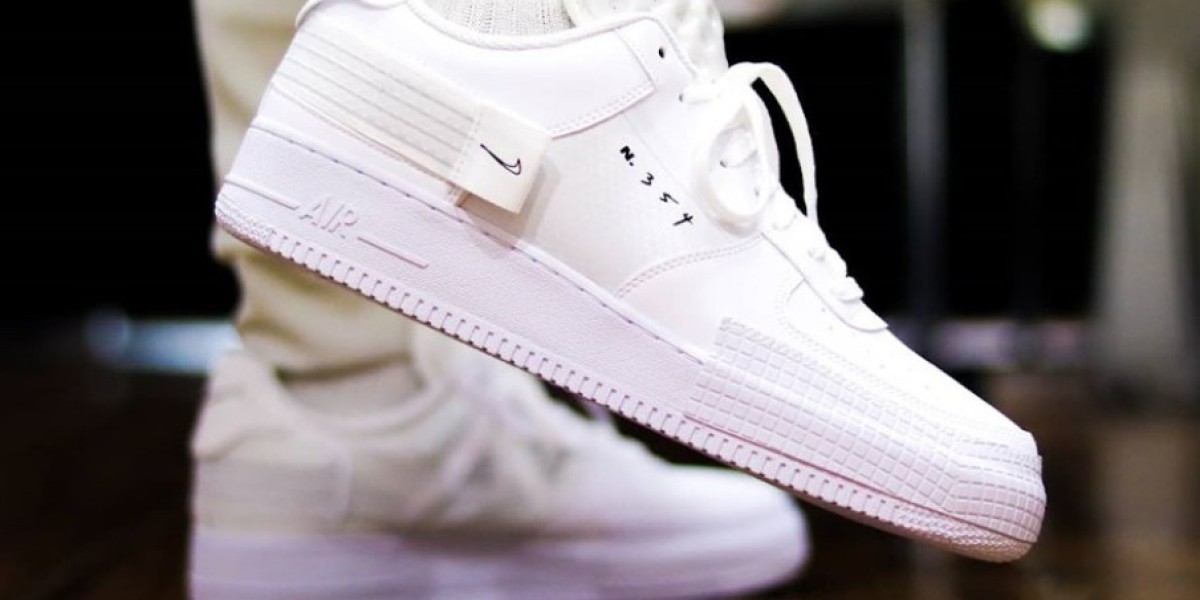 Nike AF1 Type 2 Triple White